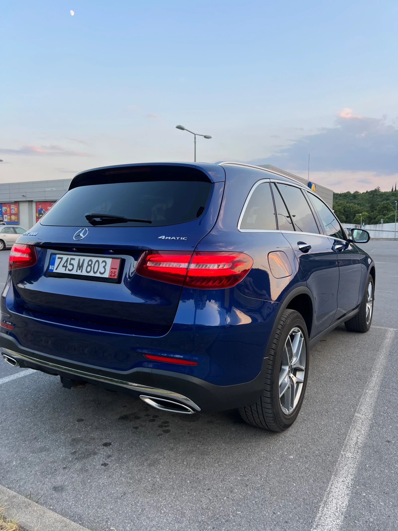 Mercedes-Benz GLC 300 AMG пакет, снимка 5 - Автомобили и джипове - 54742123