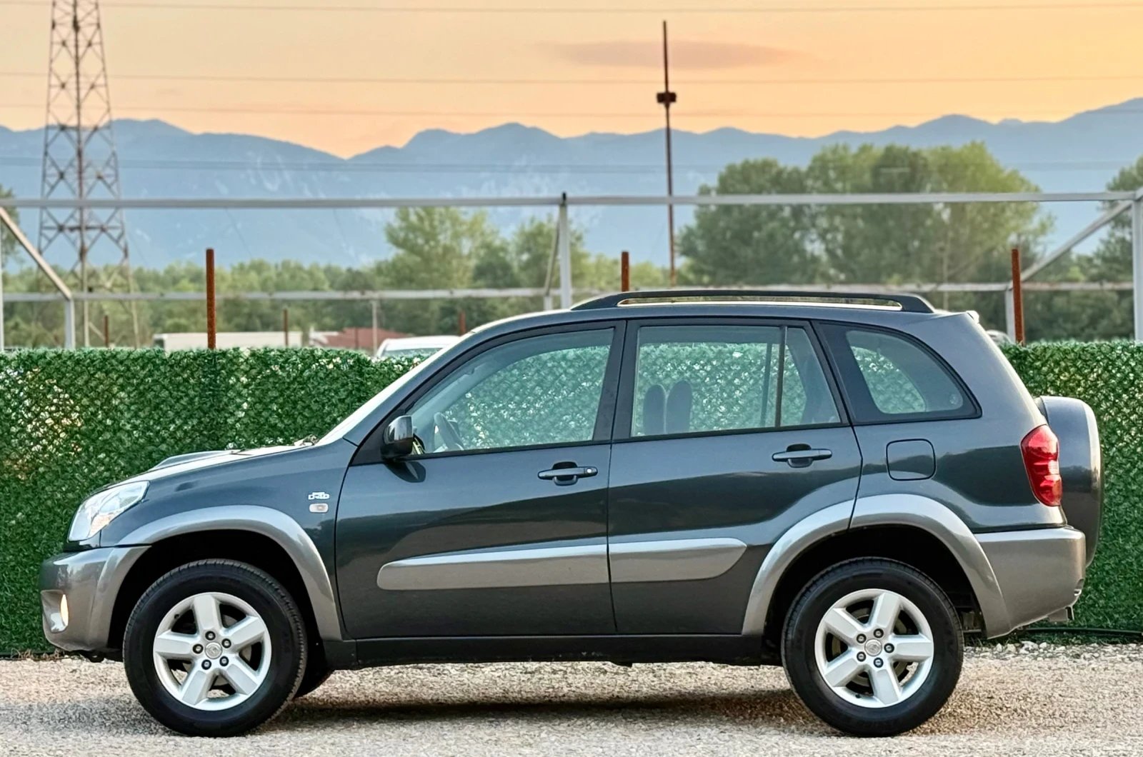 Toyota Rav4 2.0D-4D ИТАЛИЯ, снимка 4 - Автомобили и джипове - 55328006
