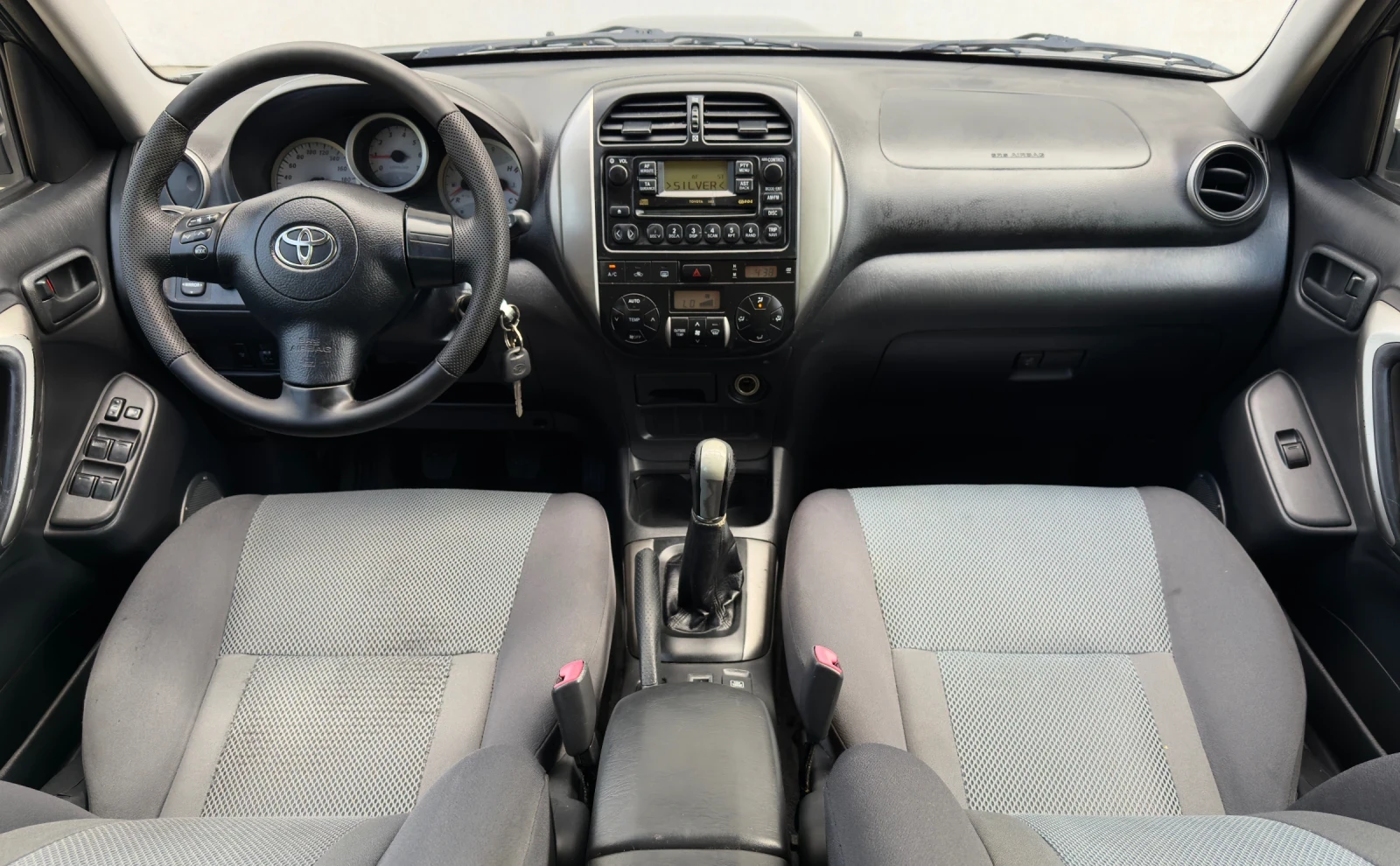 Toyota Rav4 2.0D-4D ИТАЛИЯ, снимка 9 - Автомобили и джипове - 55328006