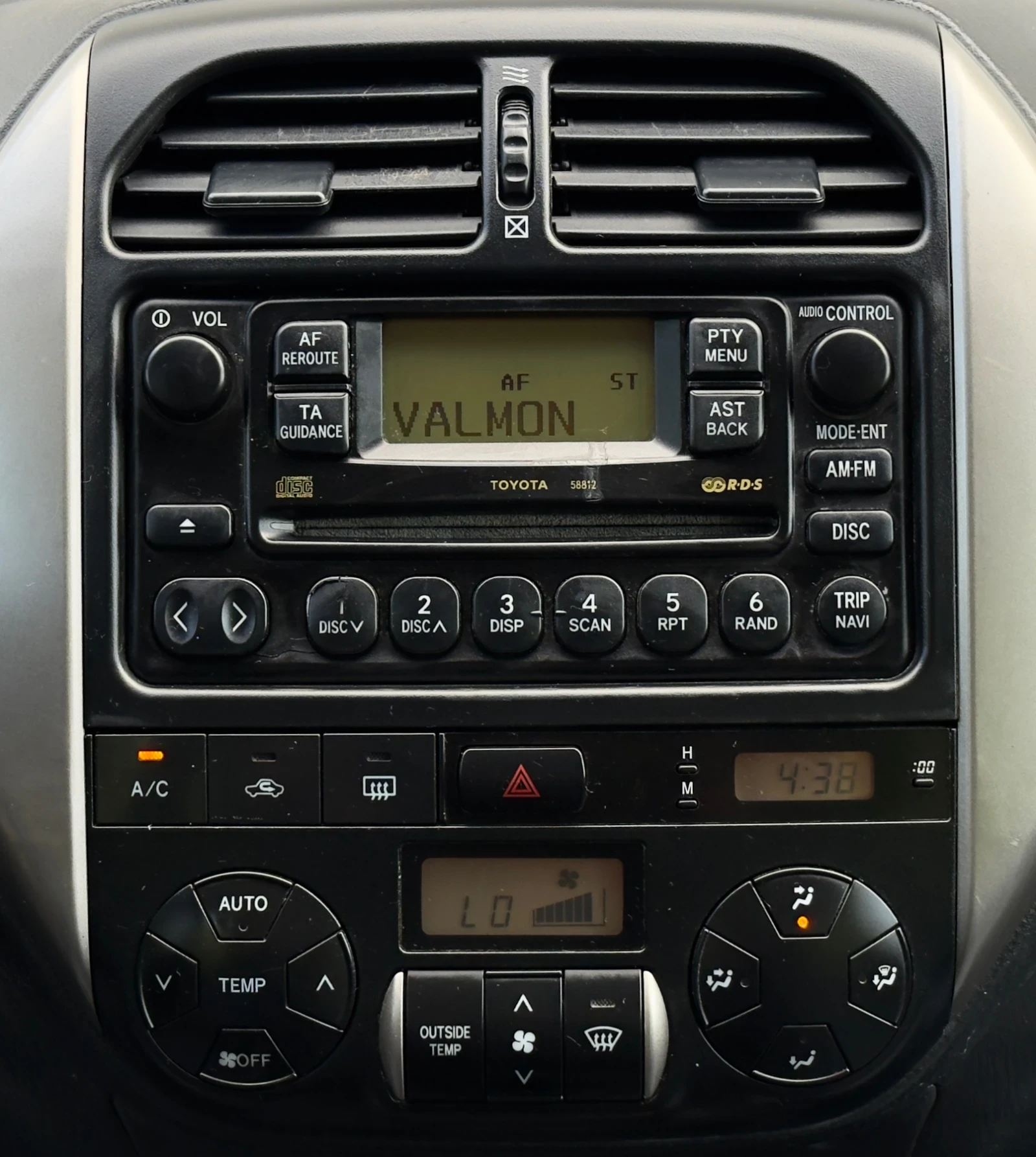 Toyota Rav4 2.0D-4D ИТАЛИЯ, снимка 14 - Автомобили и джипове - 55328006