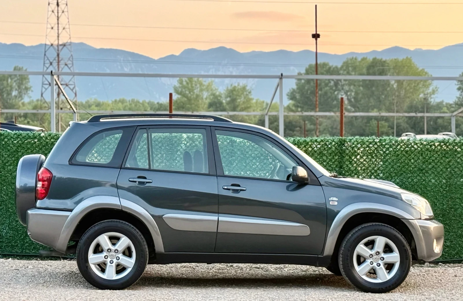 Toyota Rav4 2.0D-4D ИТАЛИЯ, снимка 7 - Автомобили и джипове - 55328006