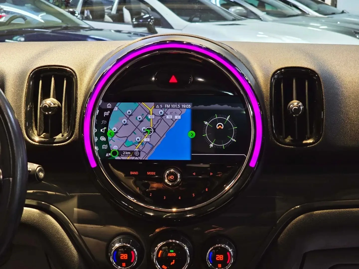Mini Countryman ALL4 ЦЕНА ДО БЪЛГАРИЯ АВТОКРЕДИТ, снимка 11 - Автомобили и джипове - 55940831