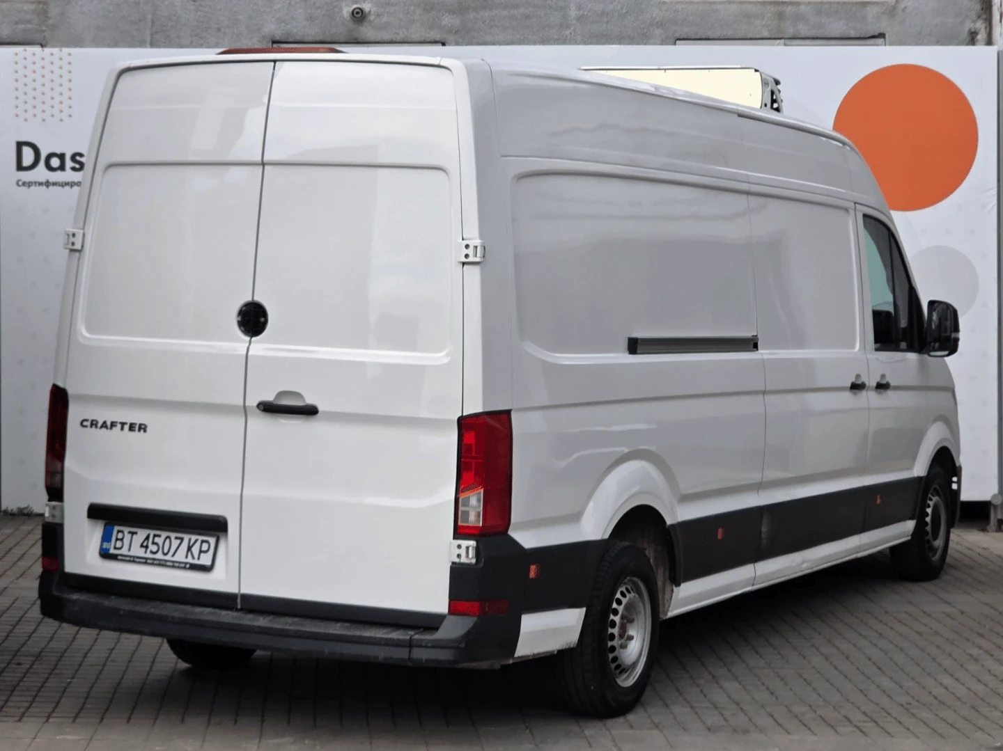 VW Crafter, снимка 2 - Бусове и автобуси - 56421018