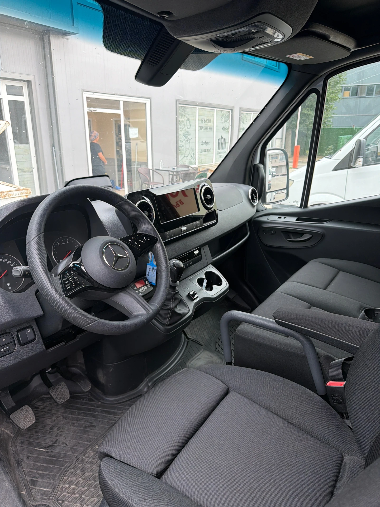Mercedes-Benz Sprinter 319  3000км. Хладилен с борд, снимка 7 - Бусове и автобуси - 56271836