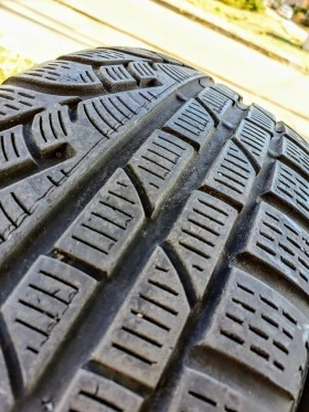 Гуми Зимни 205/65R17, снимка 2