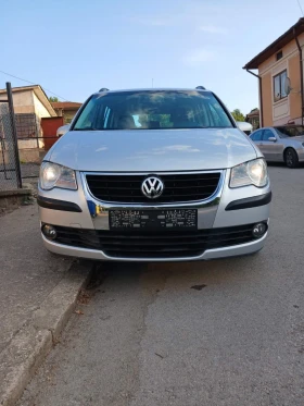 VW Touran Топ Състояние.FULL EXTRA.1.9tdi 105hp, снимка 3