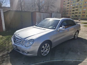 Mercedes-Benz E 220, снимка 4