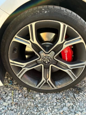 Kia Stinger GT на части, снимка 9