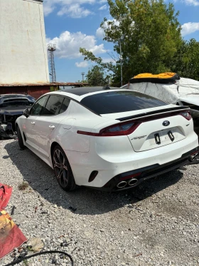 Kia Stinger GT на части, снимка 4