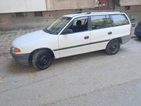 Opel Astra, снимка 2