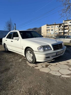 Mercedes-Benz C 200 Газов инж., снимка 3