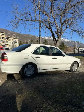 Mercedes-Benz C 200 Газов инж., снимка 4