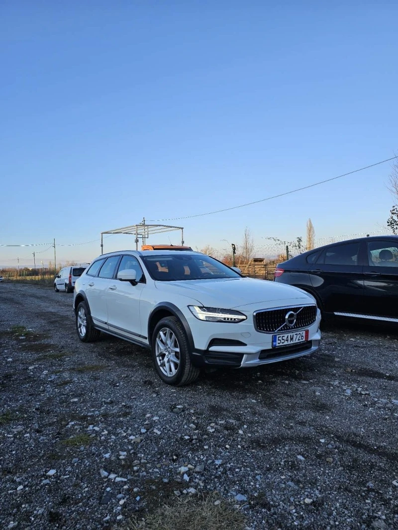 Volvo V90 Cross Country Volvo V90 -2.0 T6 AWD/ 2018/ 320 hp/ , снимка 1 - Автомобили и джипове - 43290231