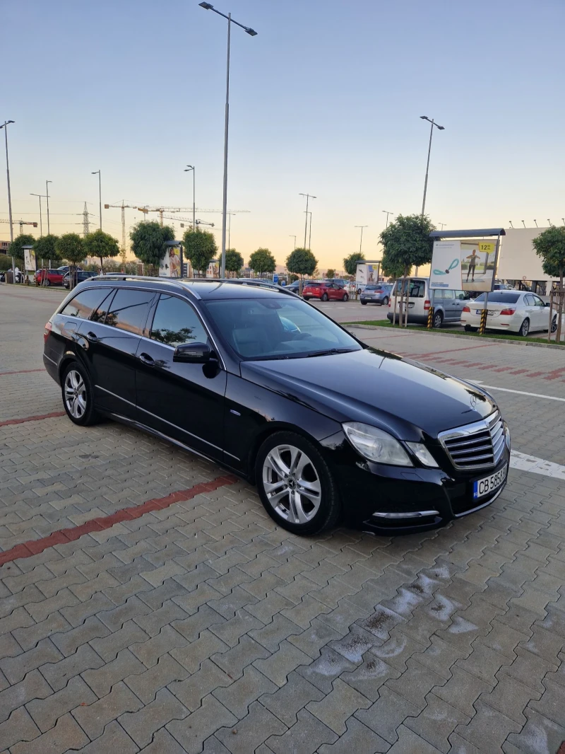 Mercedes-Benz E 220 Avangard 170 HP, снимка 1 - Автомобили и джипове - 47722949