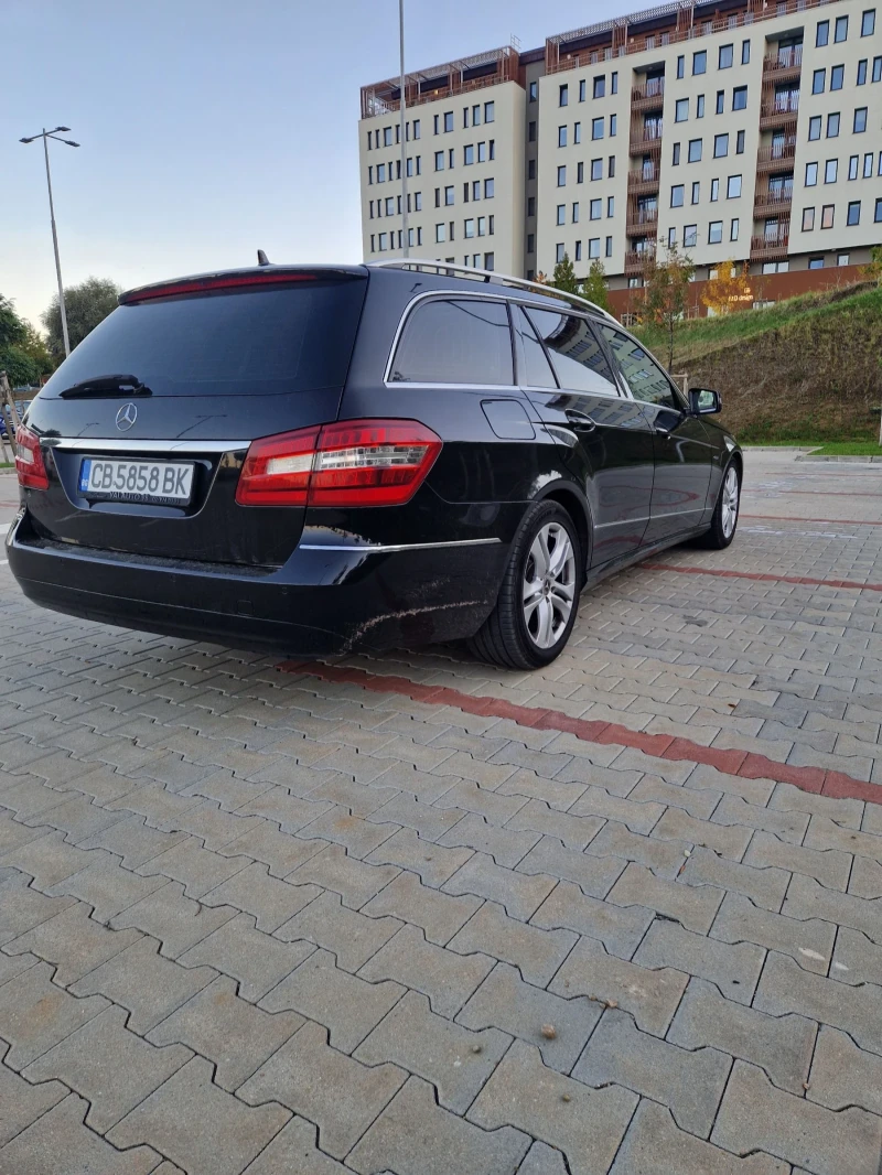 Mercedes-Benz E 220 Avangard 170 HP, снимка 5 - Автомобили и джипове - 47722949