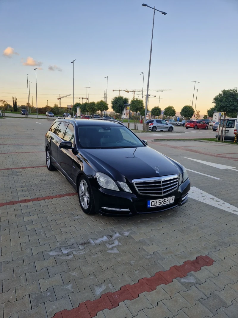 Mercedes-Benz E 220 Avangard 170 HP, снимка 2 - Автомобили и джипове - 47722949