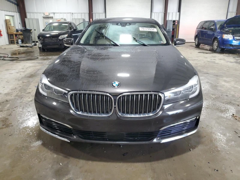 BMW 740 i, снимка 1 - Автомобили и джипове - 48443365