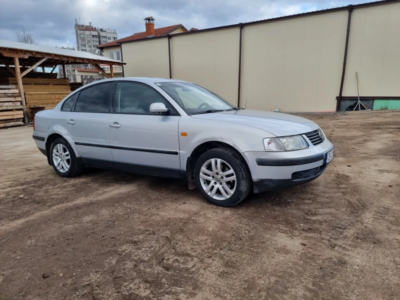 VW Passat 1.9 tdi, снимка 8 - Автомобили и джипове - 48629490