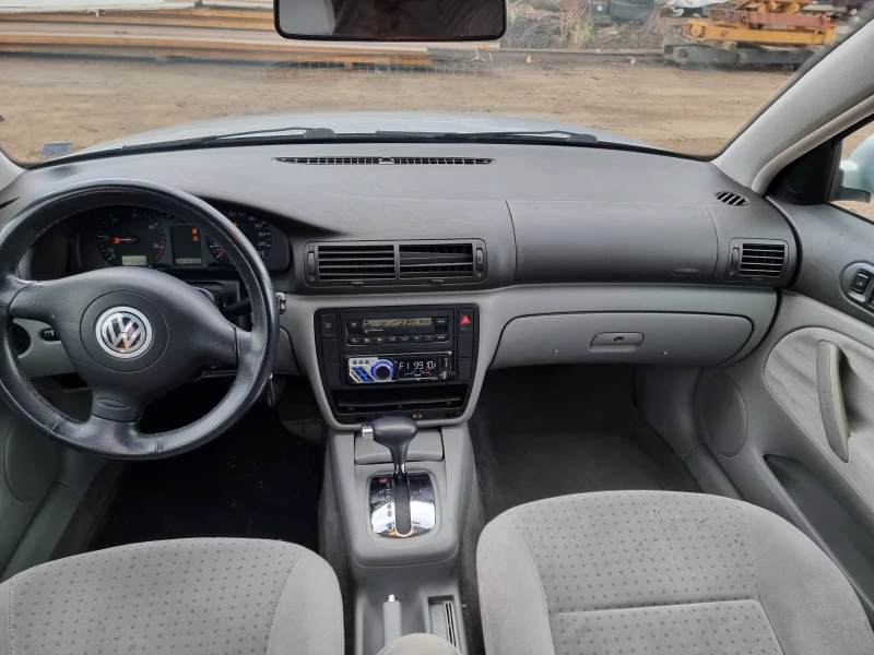 VW Passat 1.9 tdi, снимка 3 - Автомобили и джипове - 48629490