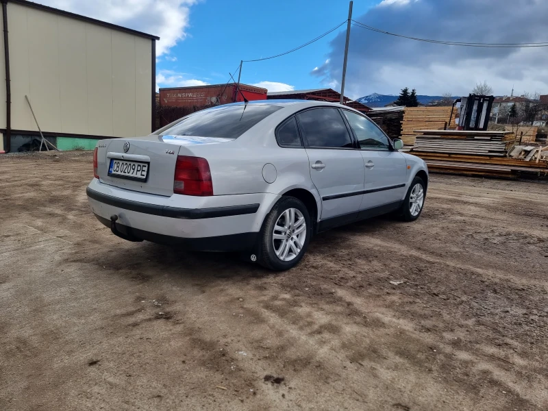 VW Passat 1.9 tdi, снимка 6 - Автомобили и джипове - 48629490