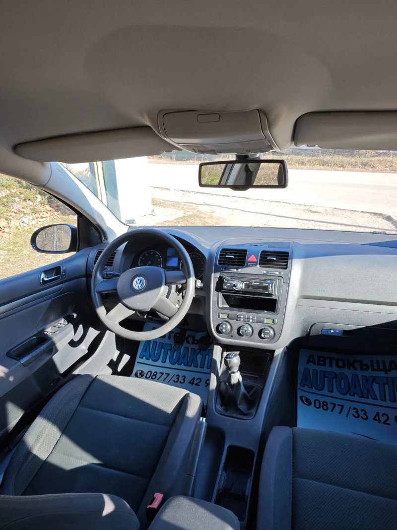 VW Golf 1.6I 116к.с., снимка 11 - Автомобили и джипове - 49087288