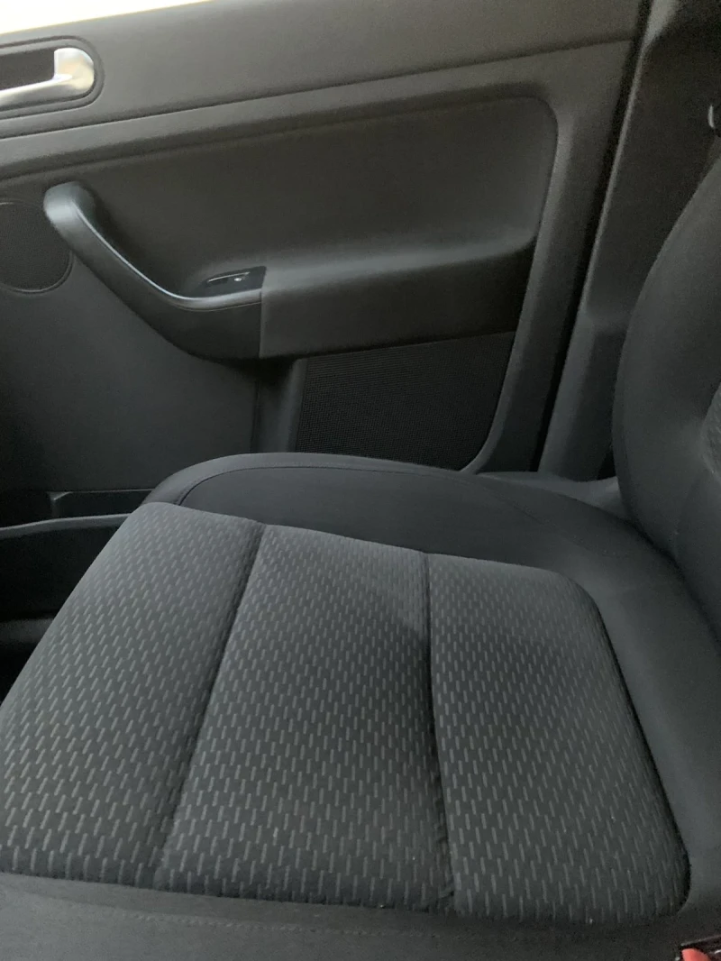 VW Golf Plus, снимка 12 - Автомобили и джипове - 50043270