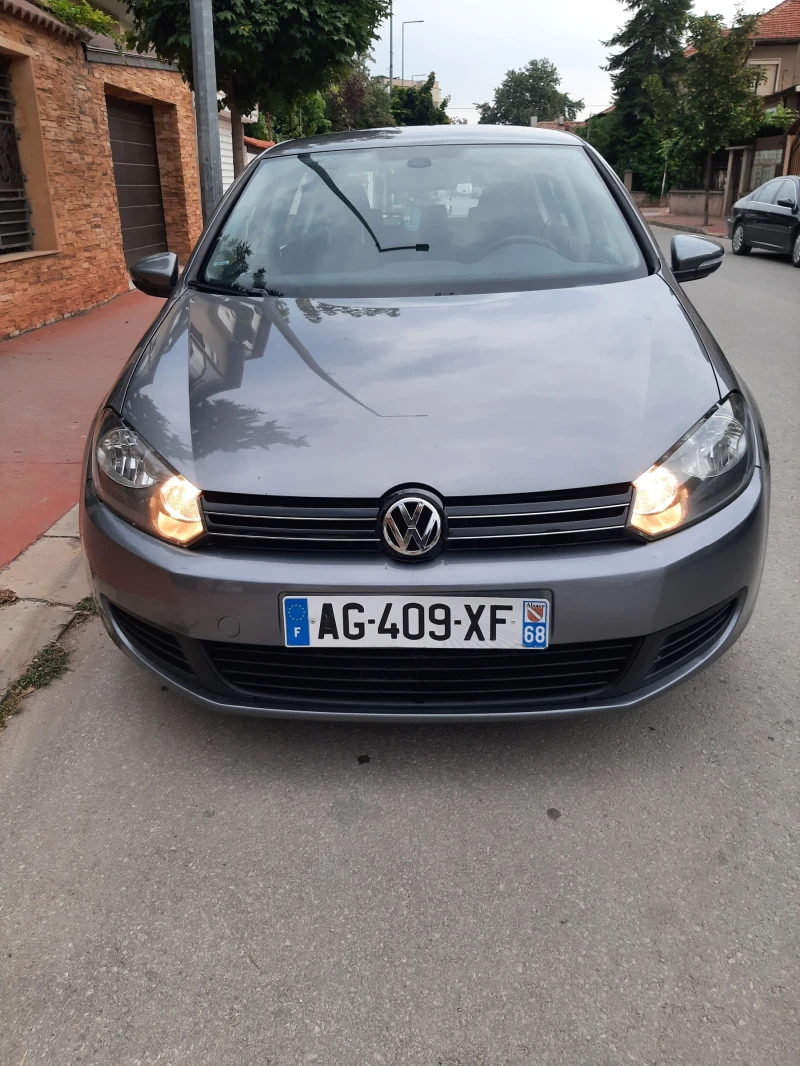 VW Golf 1.6 TDi, снимка 6 - Автомобили и джипове - 50823805