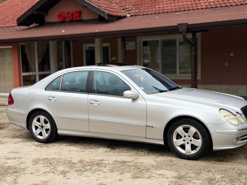 Mercedes-Benz E 270, снимка 3 - Автомобили и джипове - 52697336