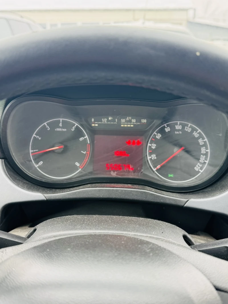 Opel Corsa 70 к.с., снимка 7 - Автомобили и джипове - 53453143