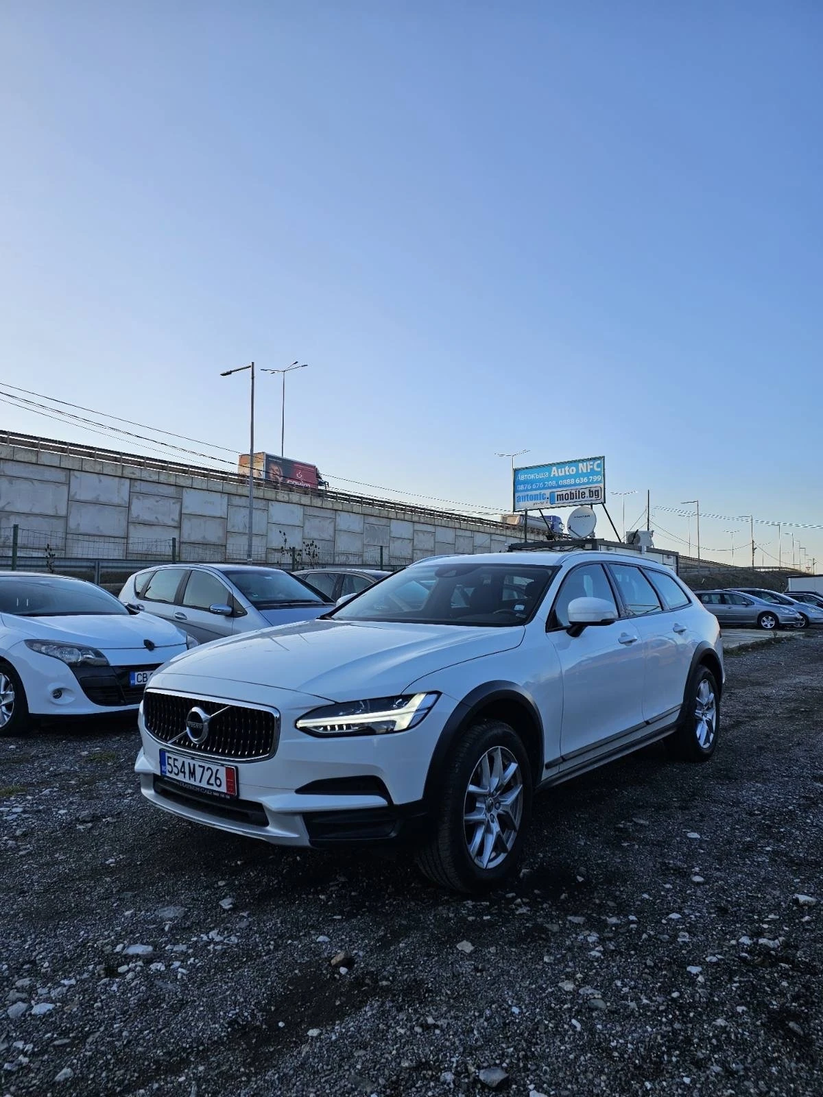 Volvo V90 Cross Country Volvo V90 -2.0 T6 AWD/ 2018/ 320 hp/  - изображение 2