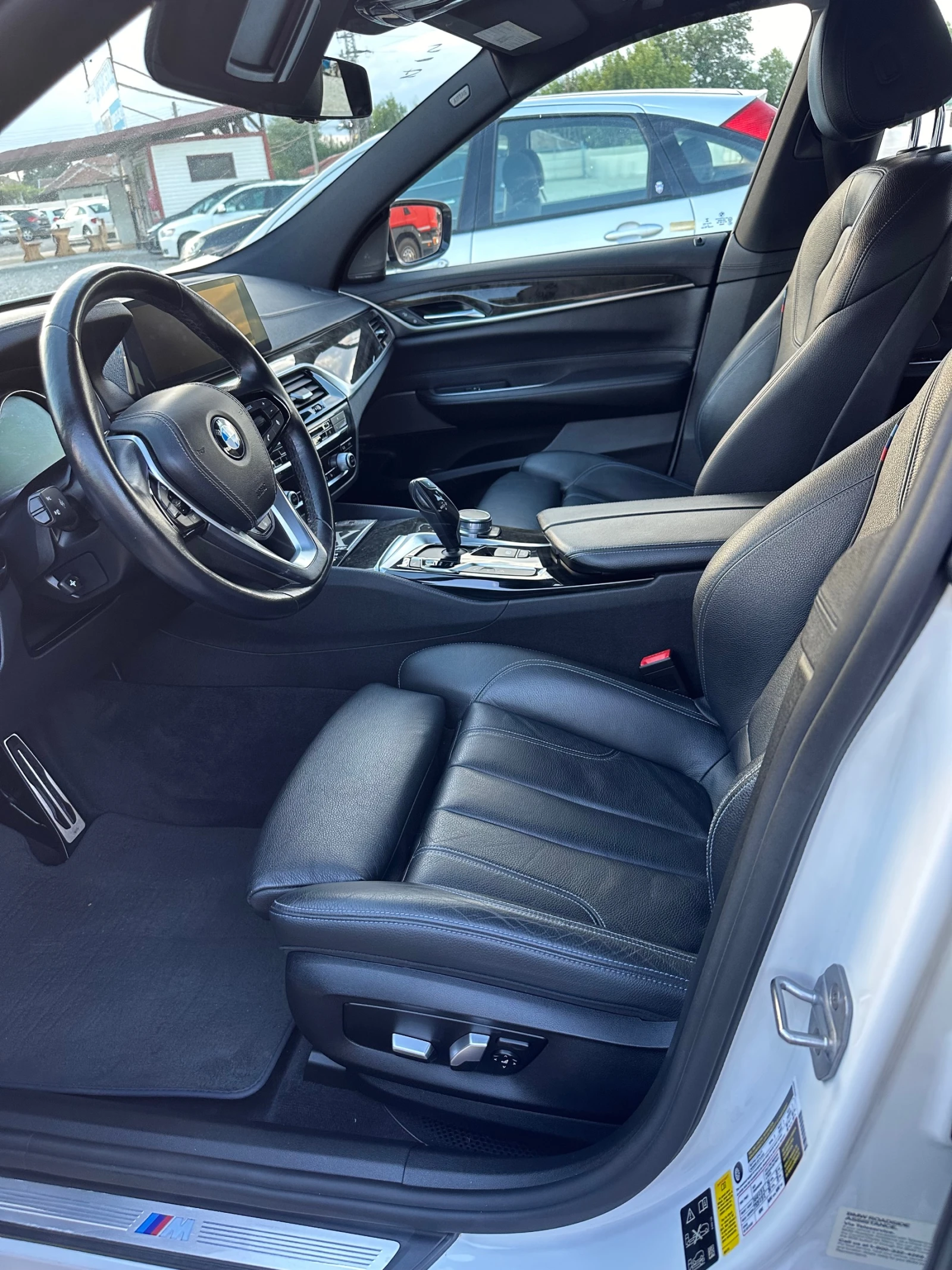 BMW 6 GT 640i xdrive PANO Head Up | Mobile.bg   10