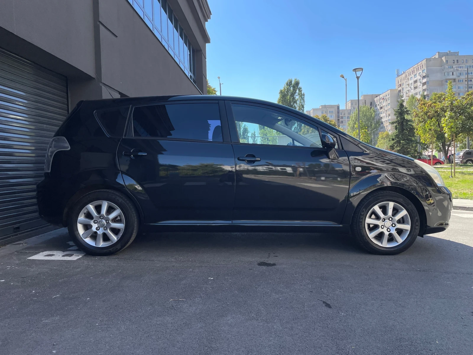 Toyota Corolla verso 1.8 VVT-I * ГАЗ*  - изображение 8