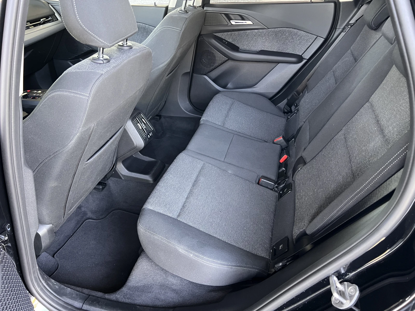 BMW 218 Active Tourer Sport/2.0d/150k.c./7AT/ГАРАНЦИЯ - изображение 10