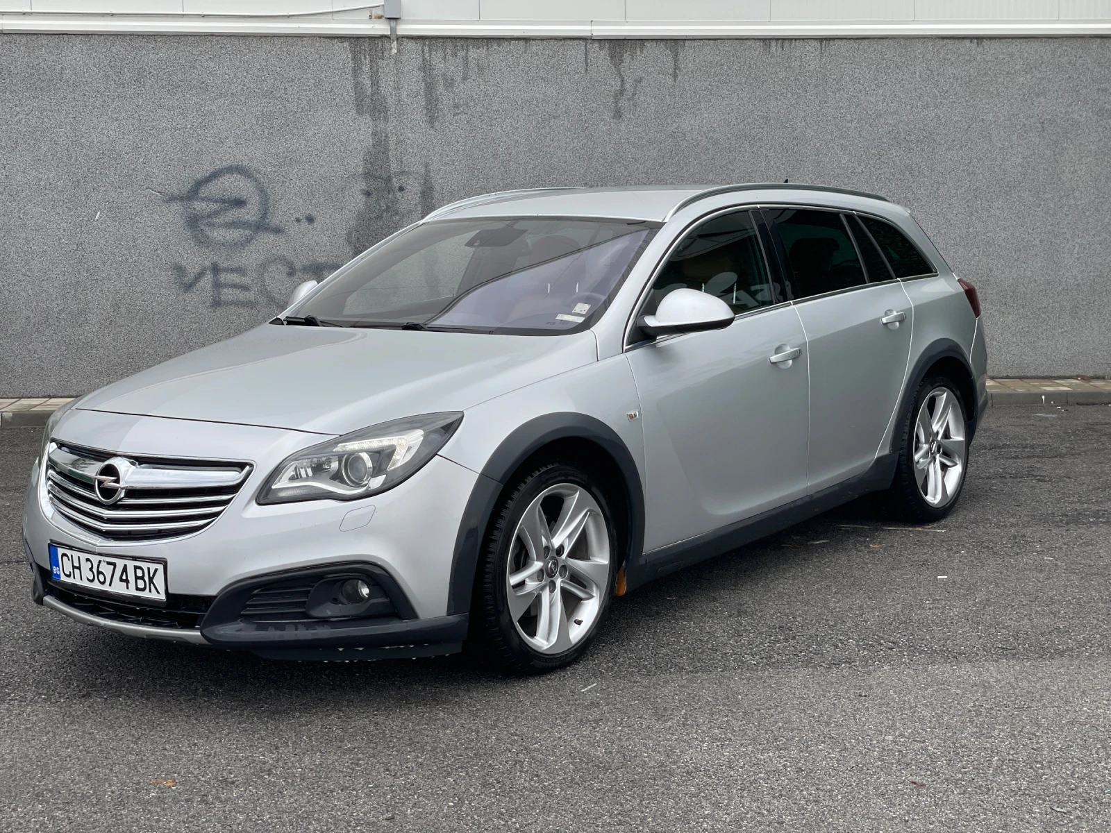 Opel Insignia Country Tourer 2.0 CDTI 4x4 - изображение 2