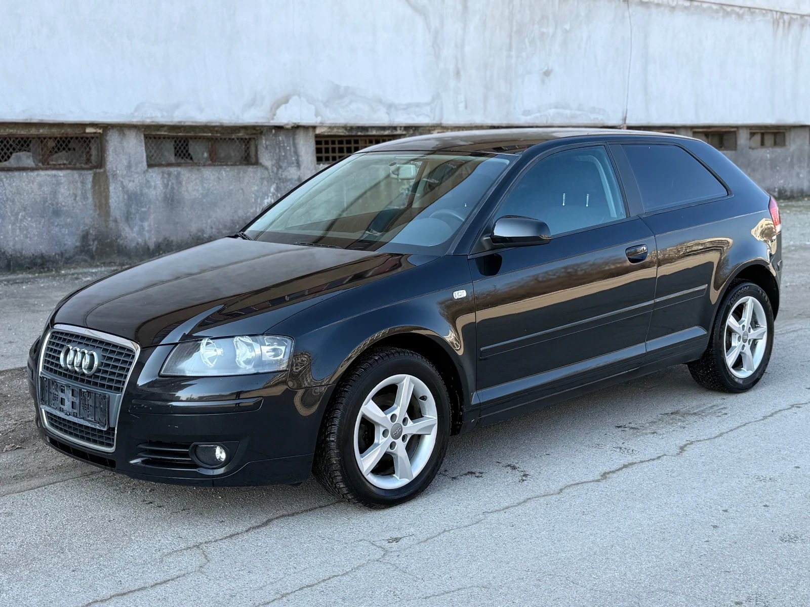 Audi A3 GERMANY 1.6 стария мотор ! 102коня Facelift , снимка 2 - Автомобили и джипове - 53216392