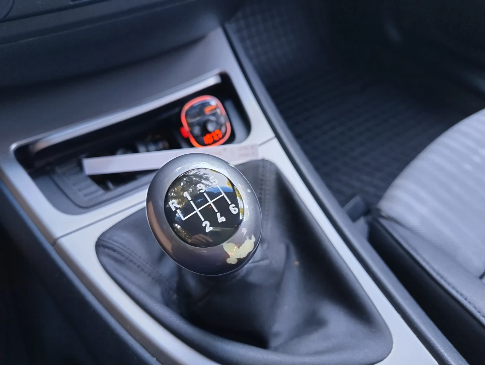 BMW 118 118d, снимка 8 - Автомобили и джипове - 53752722