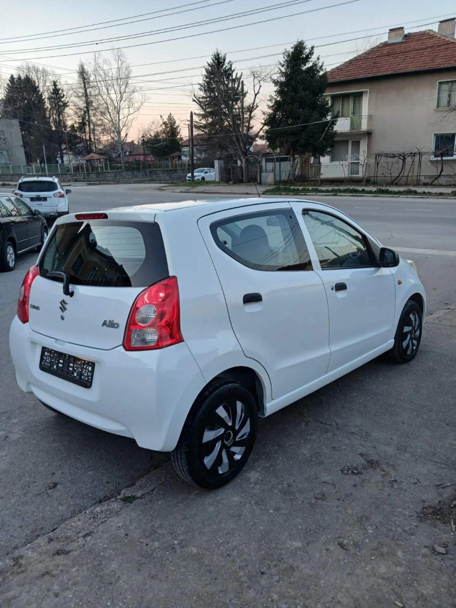 Suzuki Alto Топ Състояние, снимка 4 - Автомобили и джипове - 53845025