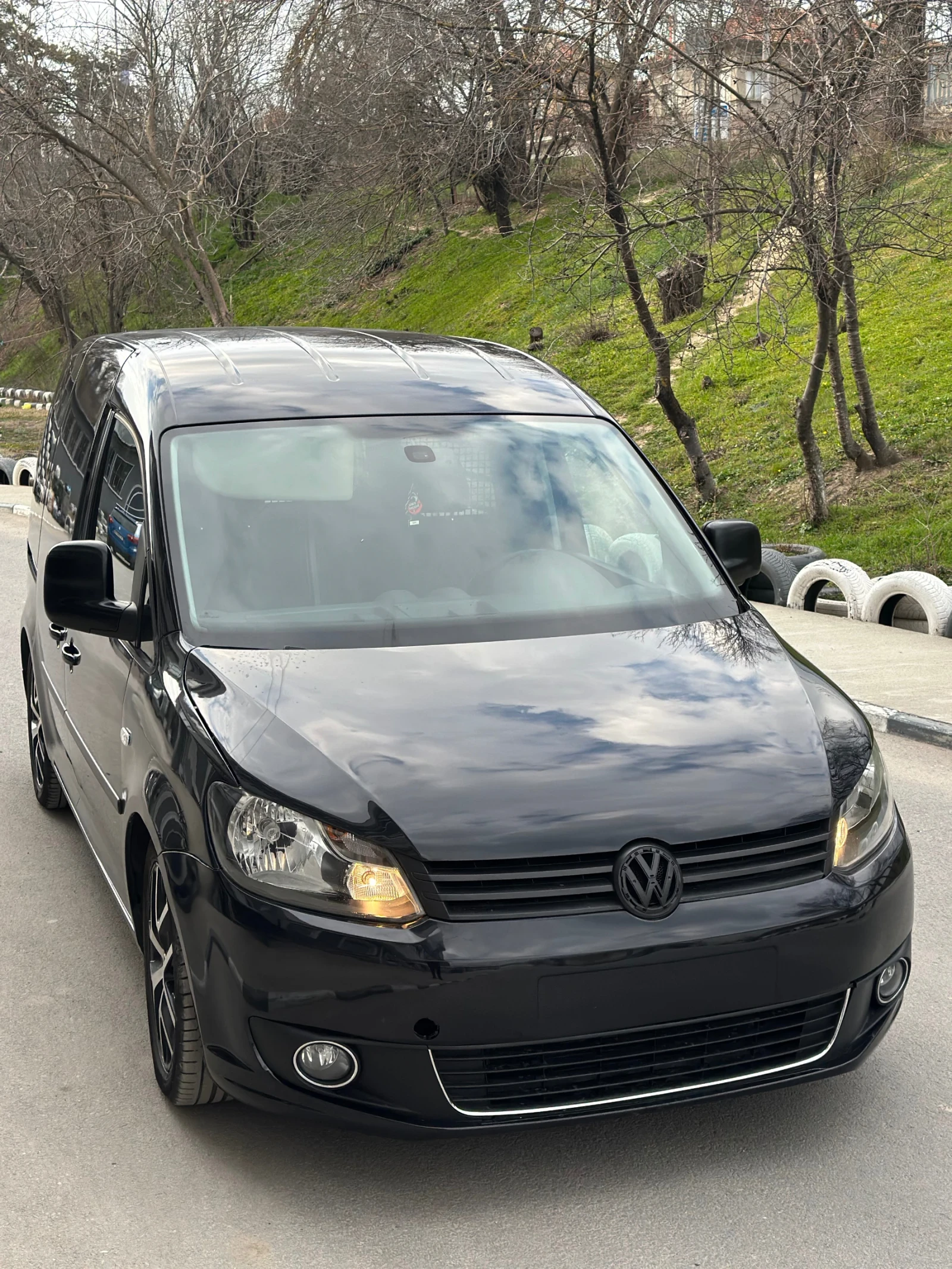 VW Caddy 1.6TDI, снимка 6 - Автомобили и джипове - 53908860