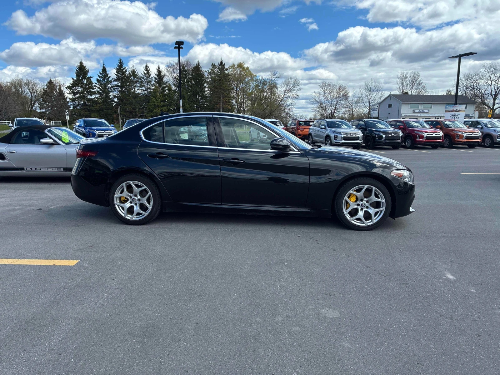 Alfa Romeo Giulia * * CARFAX * * АВТО КРЕДИТ * * Цена до БГ * * , снимка 4 - Автомобили и джипове - 54512821