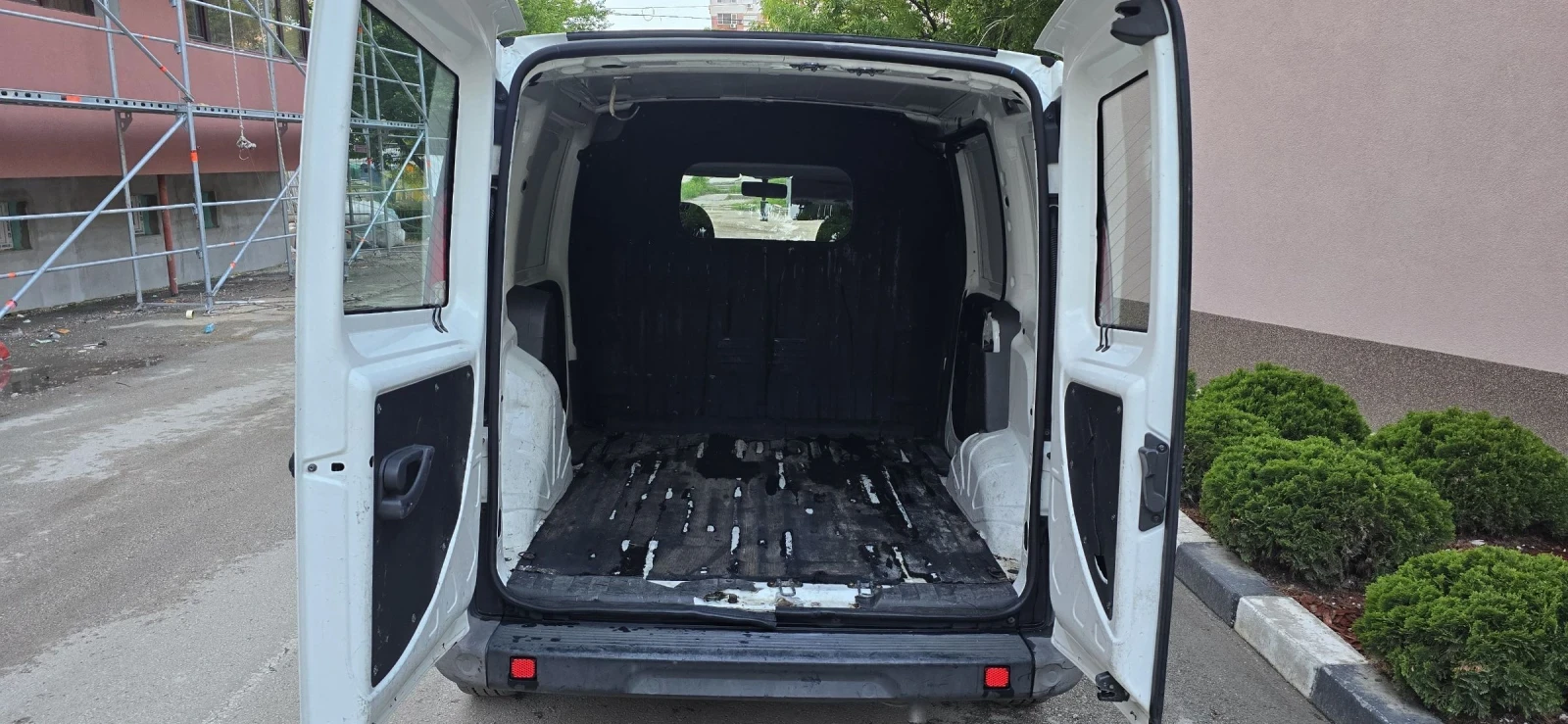 Fiat Doblo 1.4i, 130х.км, снимка 10 - Автомобили и джипове - 54560316
