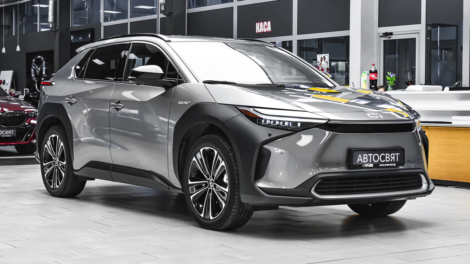 Toyota bZ4X Executive 71.4 kWh BEV, снимка 5 - Автомобили и джипове - 54633601
