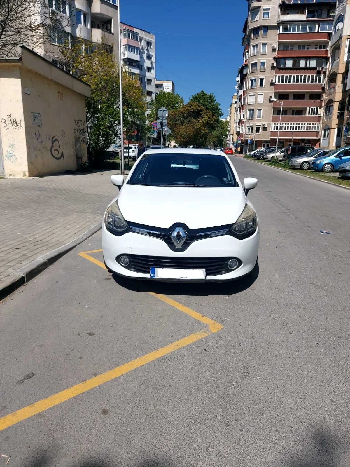 Renault Clio 1, 5 DCI, снимка 3 - Автомобили и джипове - 54633482