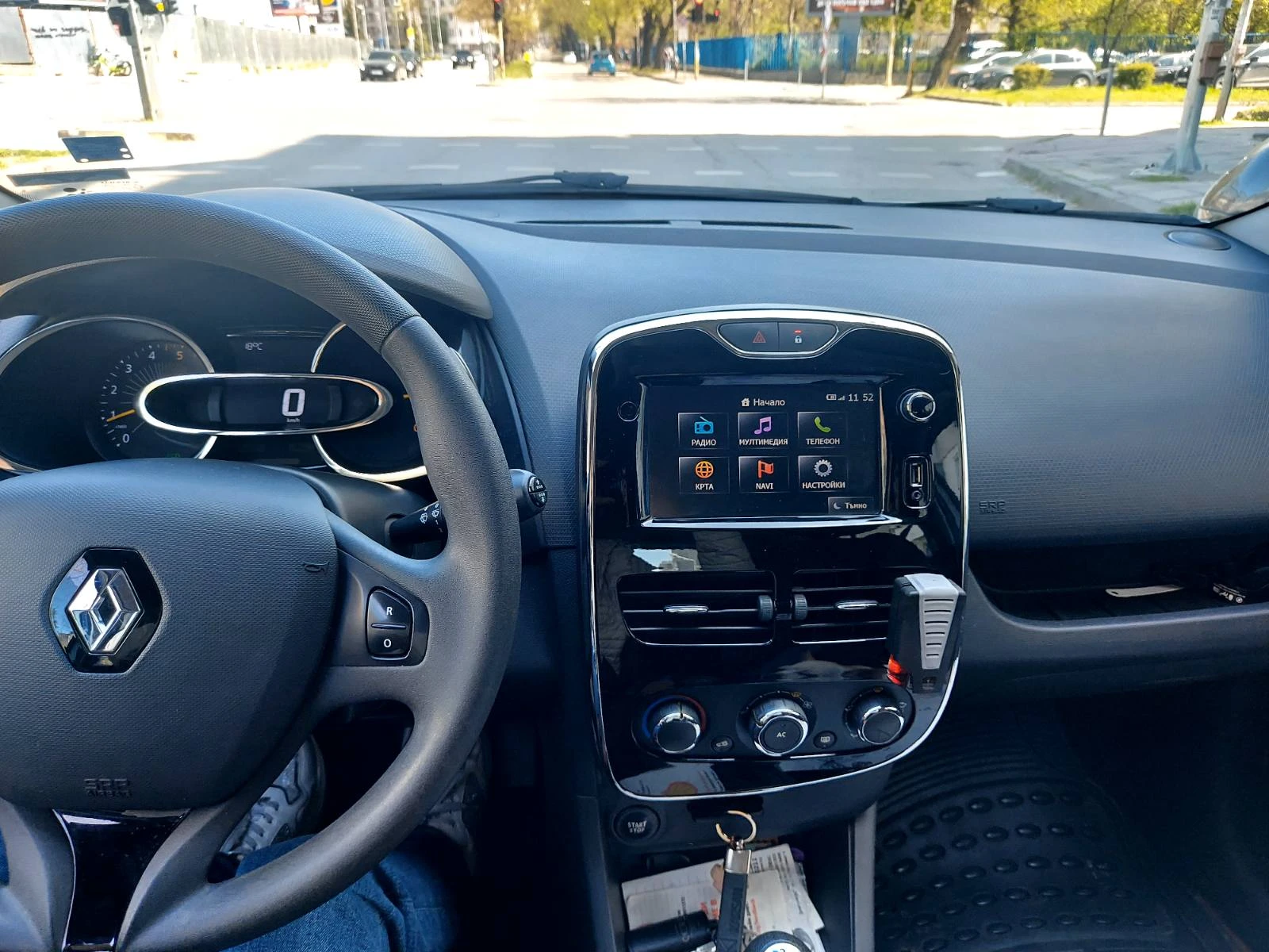 Renault Clio 1, 5 DCI, снимка 7 - Автомобили и джипове - 54633482