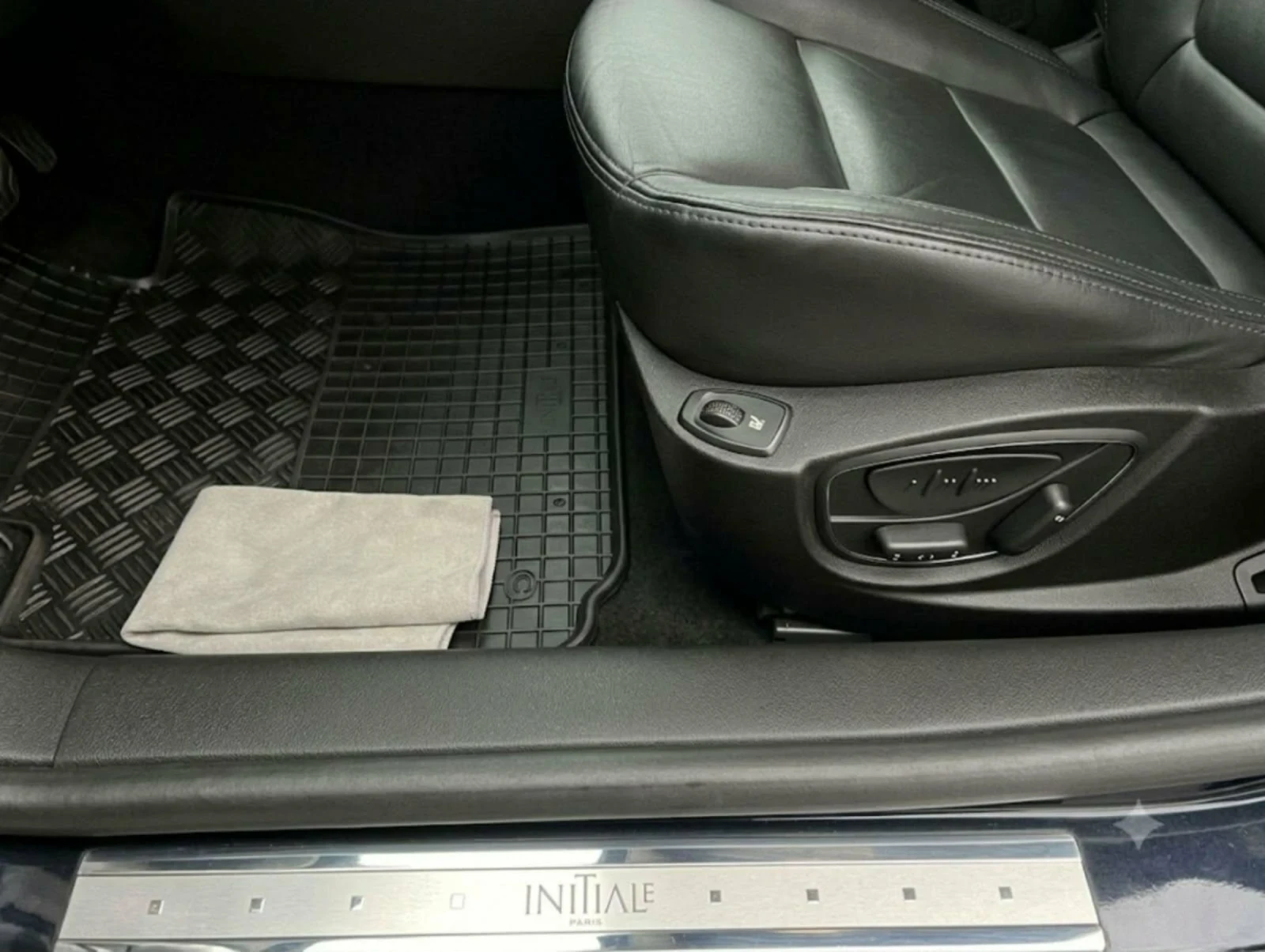 Renault Laguna, снимка 9 - Автомобили и джипове - 55035920
