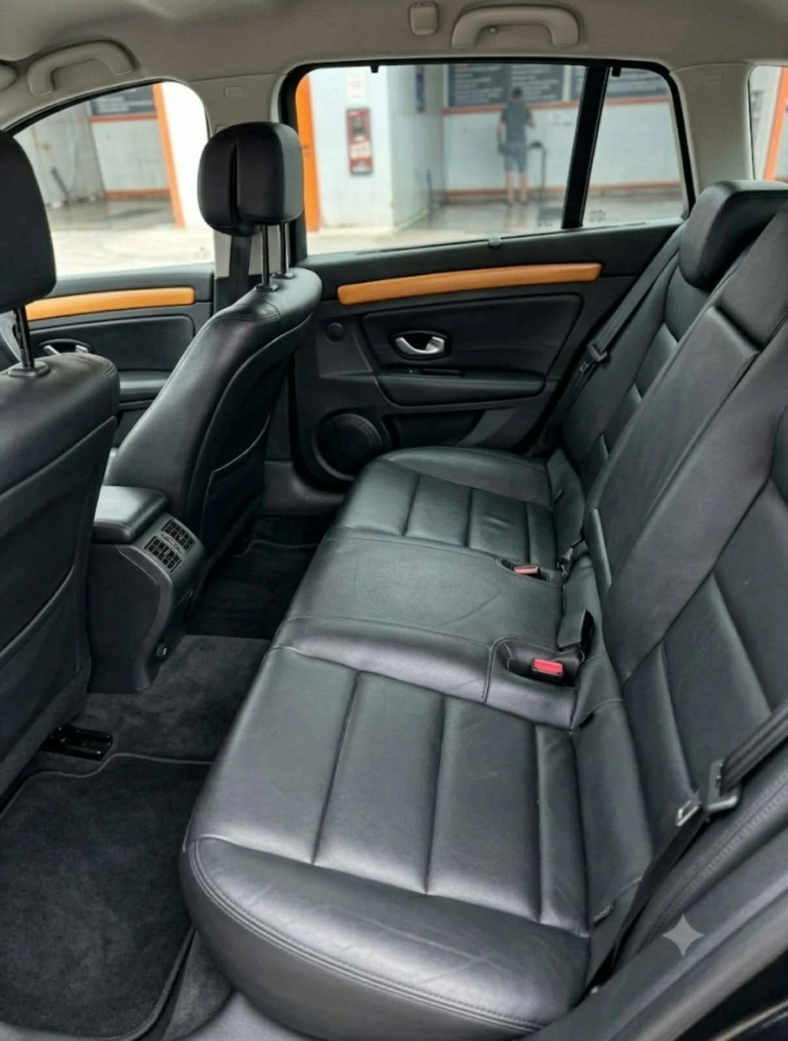 Renault Laguna, снимка 8 - Автомобили и джипове - 55035920