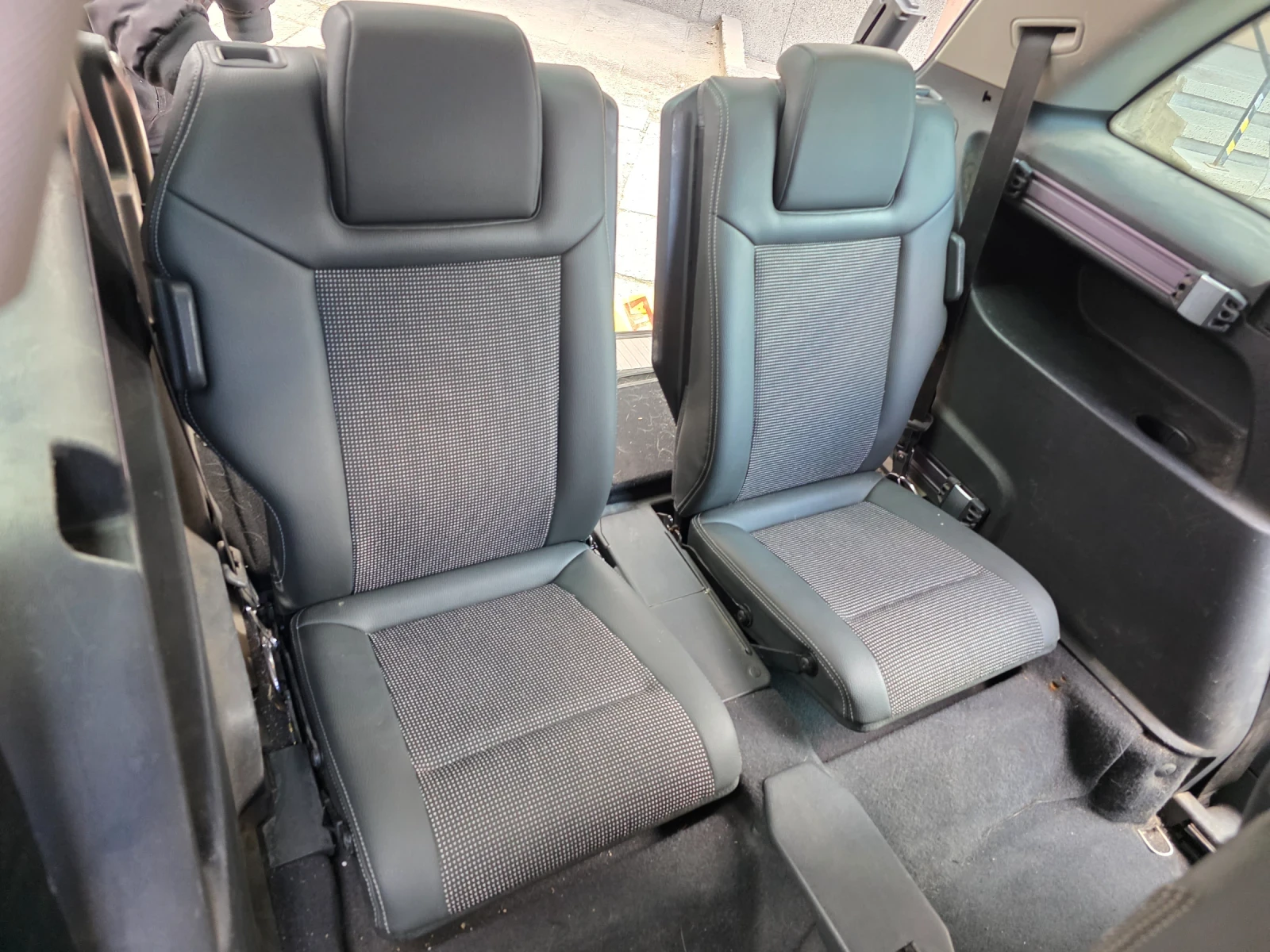 Opel Zafira 7-местен, снимка 8 - Автомобили и джипове - 55331706