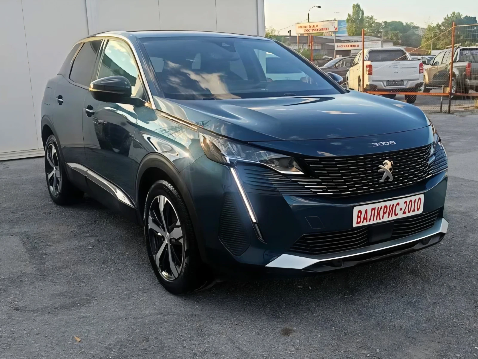 Peugeot 3008 НОВИЯ АВТОМАТ PREMIUM 2024Г.