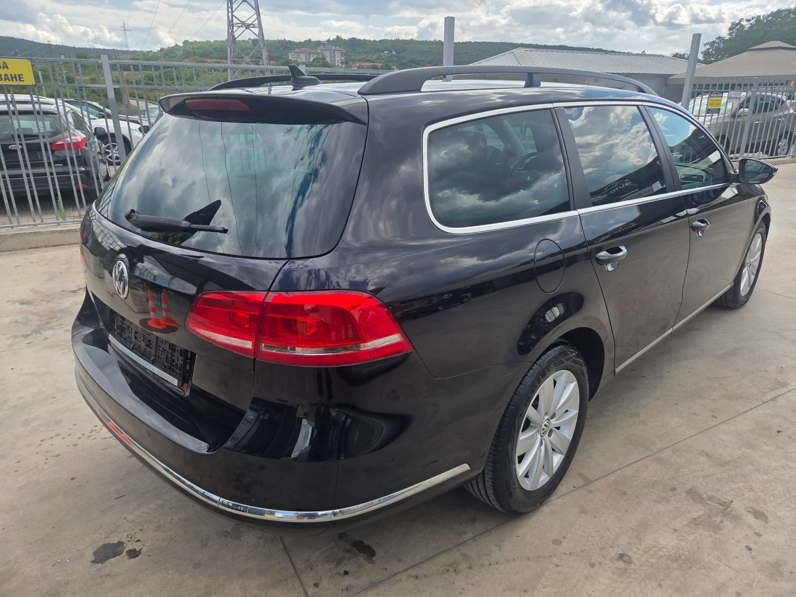 VW Passat 2.0 TDI, снимка 6 - Автомобили и джипове - 55502624