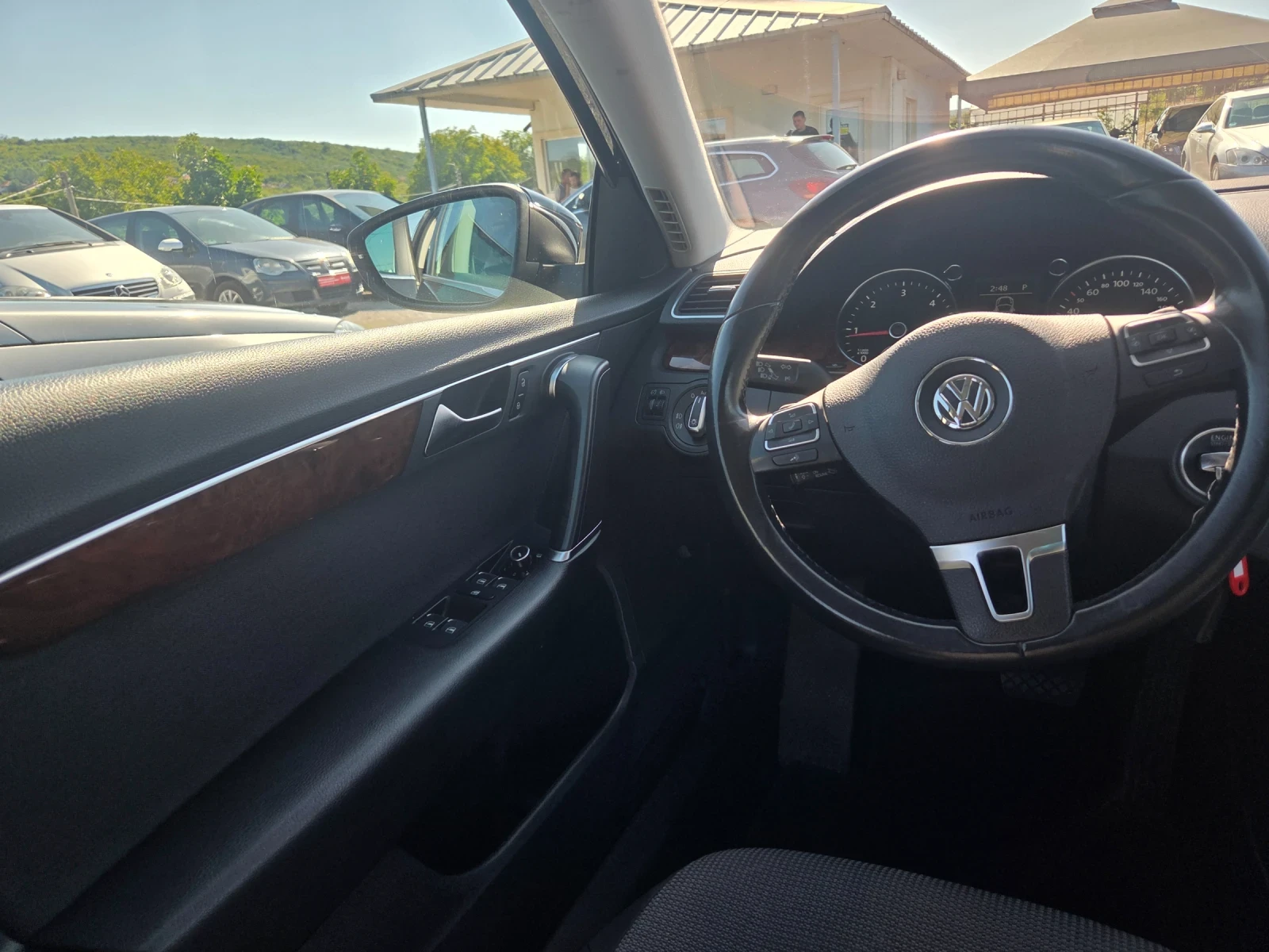 VW Passat 2.0 TDI, снимка 13 - Автомобили и джипове - 55502624