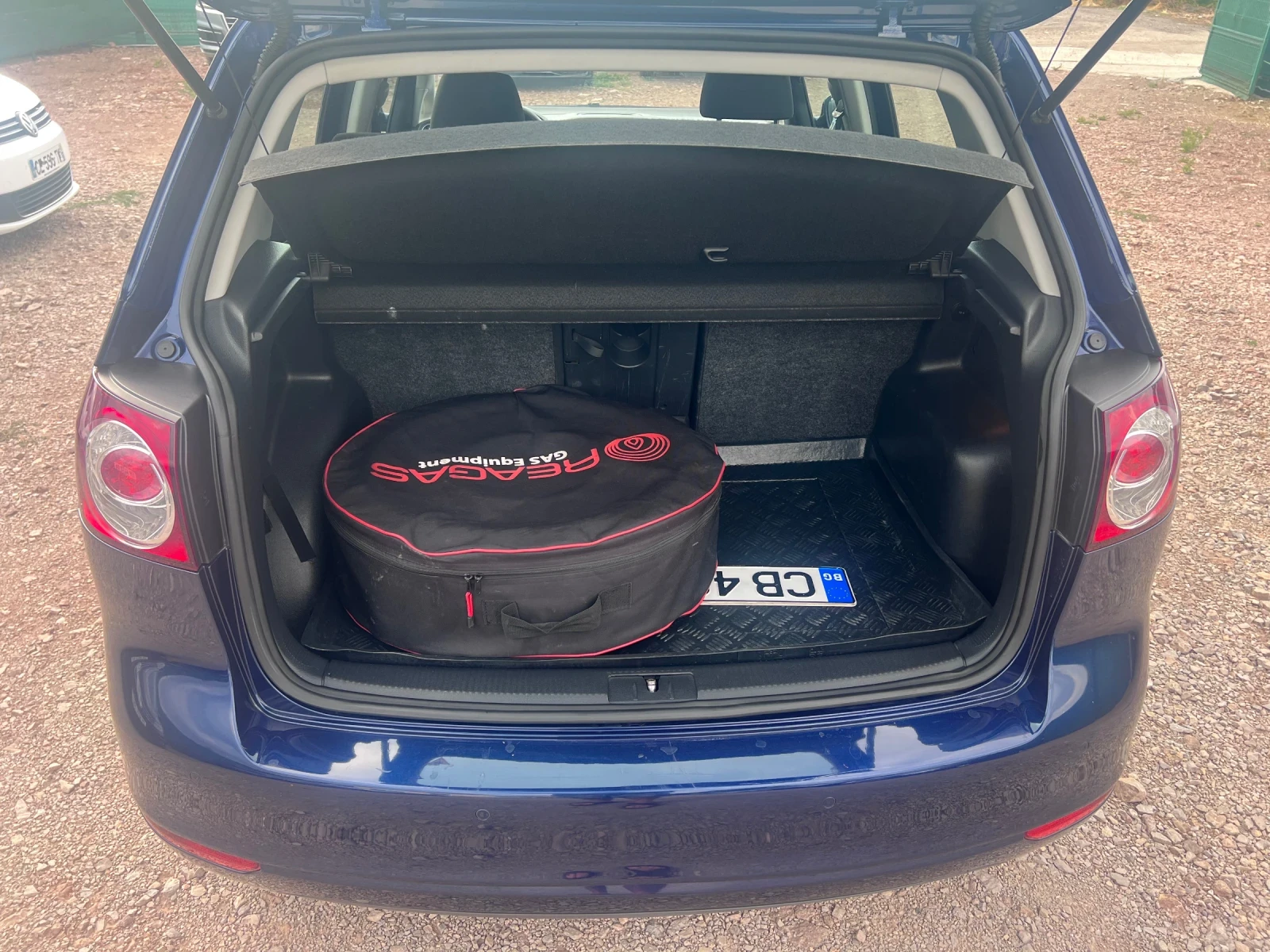 VW Golf Plus 1.6  BI FUEL, снимка 8 - Автомобили и джипове - 55900881